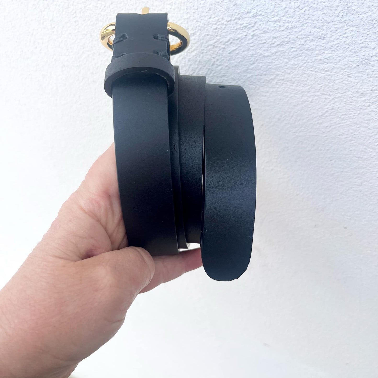 Cintura cuoio nera alta 3 cm.