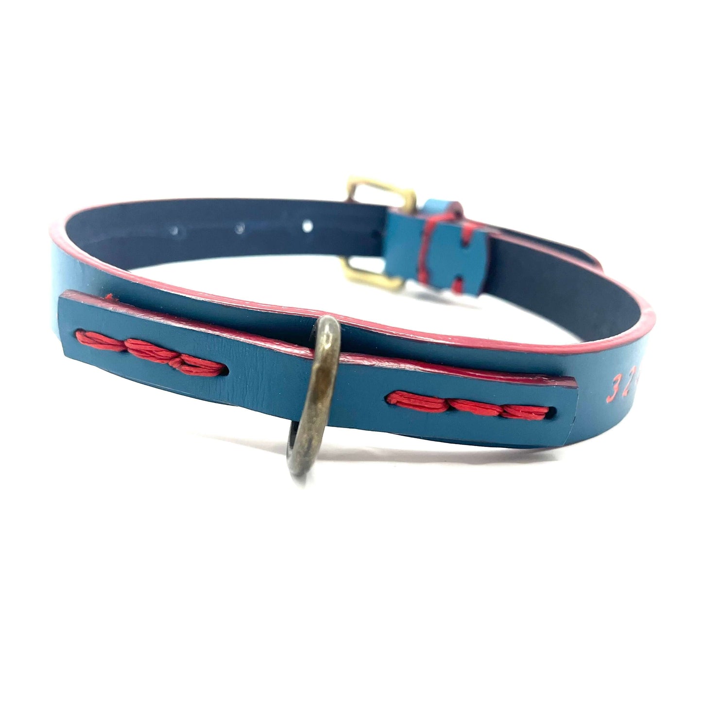 Collare artigianale in cuoio personalizzabile