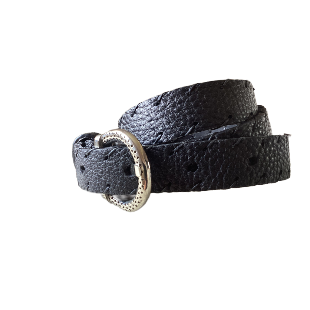 Cintura pelle artigianale nera di Gemelle Toscane con fibbia elegante e design raffinato
